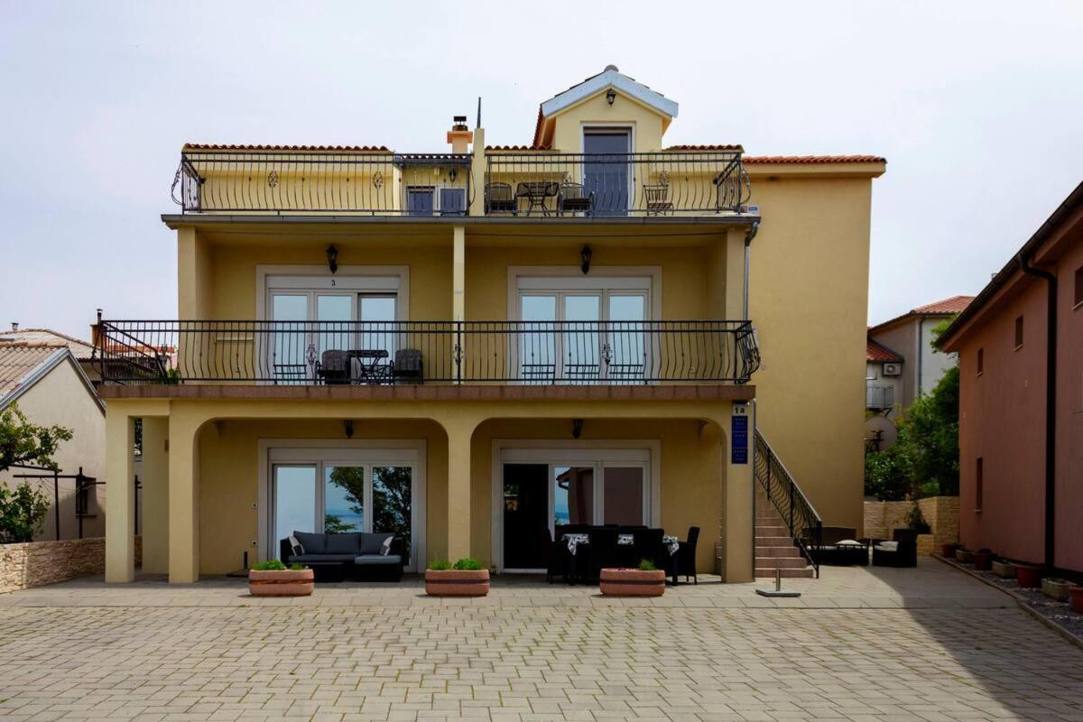 Prpic 1,senj * Senj (Lika-Senj)