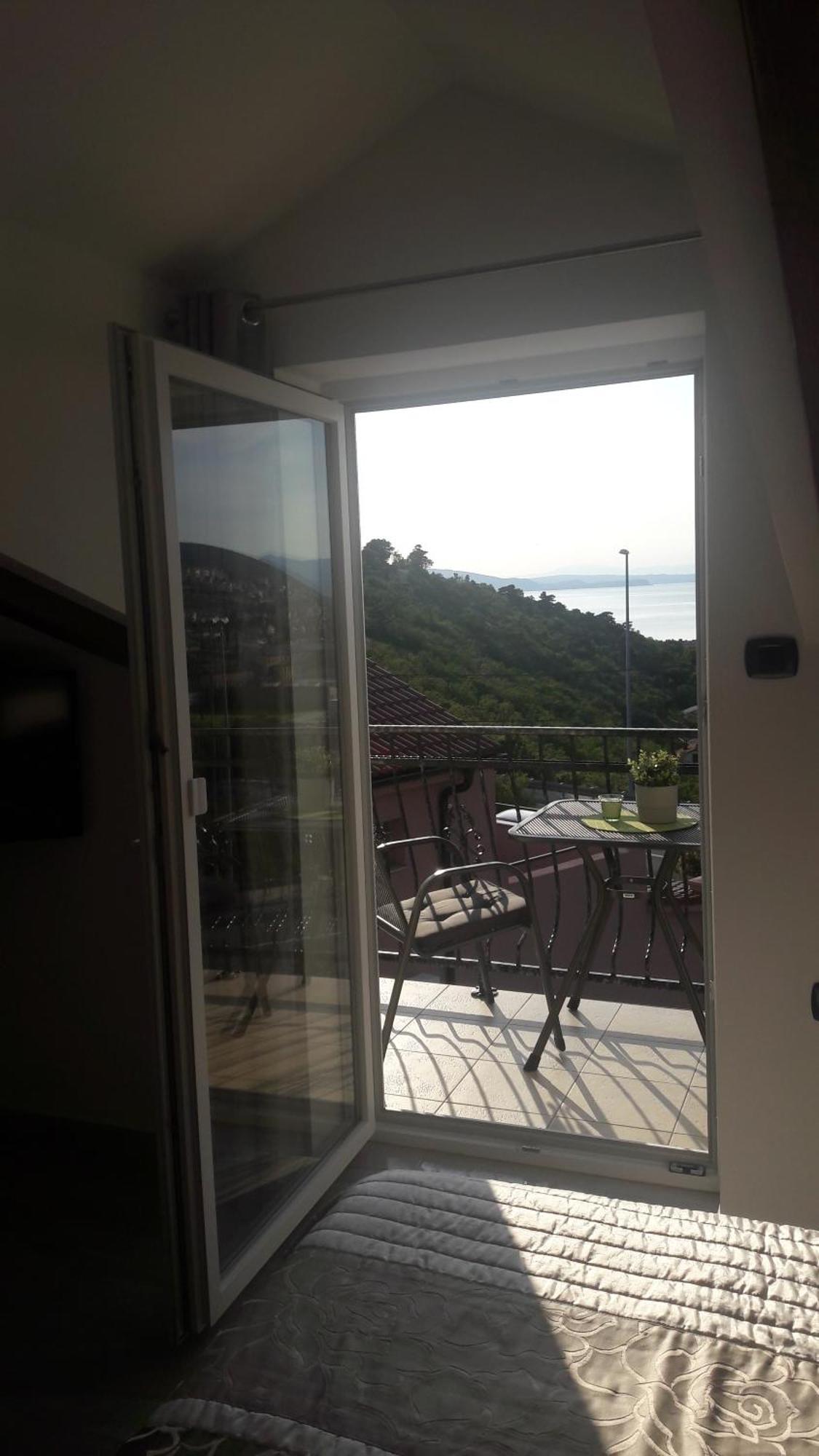 Prpic 1,senj Apartment *